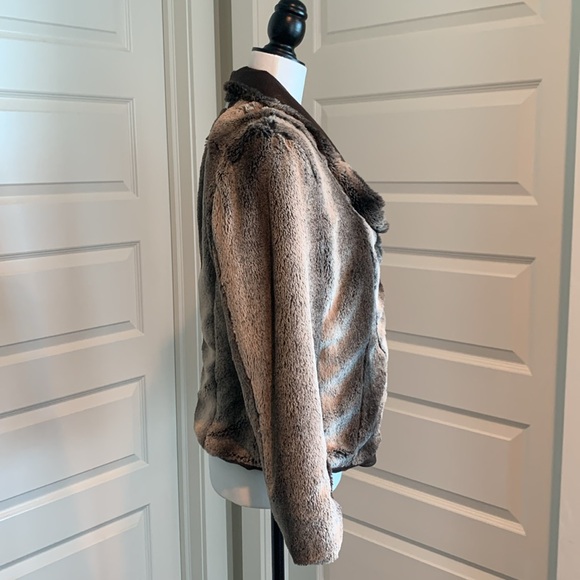 CLEOCLEO Women’s Jacket - Picture 6 of 16